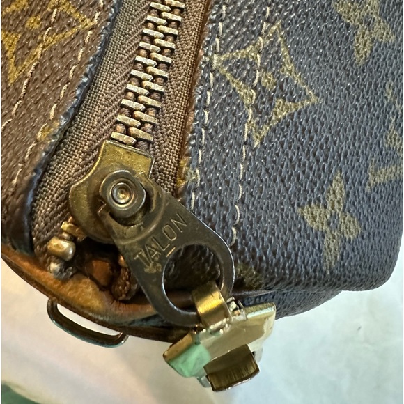 Louis Vuitton Speedy 30 by French & Co - Picture 4 of 15